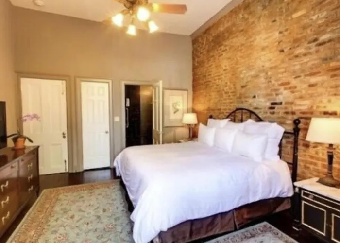 Audubon Cottages